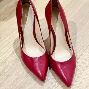 Arezzo Red Leather Pointed Toe High Heel Pumps 7,5